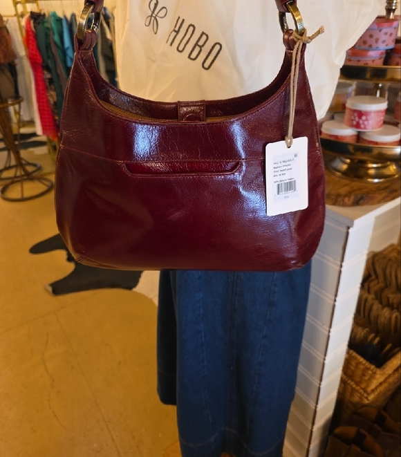 brown womens laptop backpack for work Liberty Women's Leather Backpack, Classic Tan Pnch by Bree Pure Volume_20L to 25L Hip Belt Size:X-Large Made from top quality